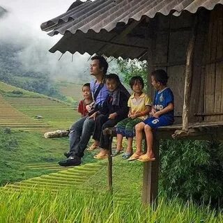 Sự Bùng Nổ Của Video Ngắn và Trí Tuệ Nhân Tạo: Vai Trò Thiết Yếu Của Đào Tạo Kỹ Năng Sáng Tạo Nội Dung_dịch vụ chỉnh sửa video cho doanh nghiệp nhỏ