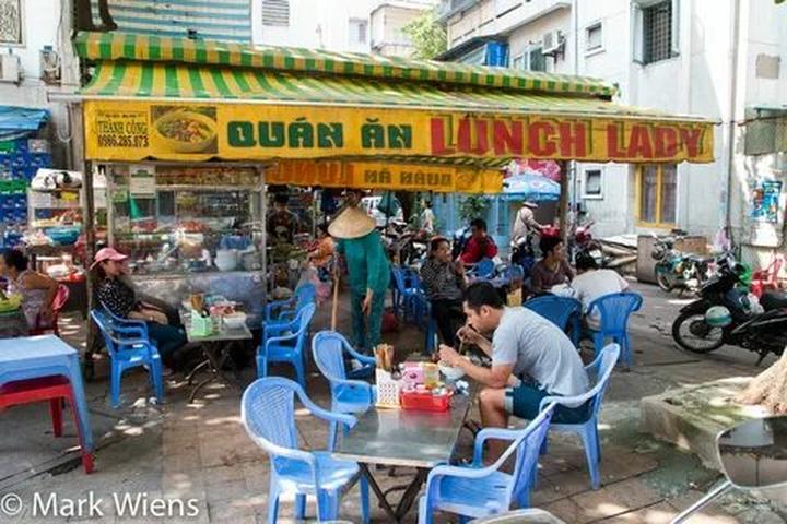 Sự Bùng Nổ Của Video Ngắn và Trí Tuệ Nhân Tạo: Vai Trò Thiết Yếu Của Đào Tạo Kỹ Năng Sáng Tạo Nội Dung